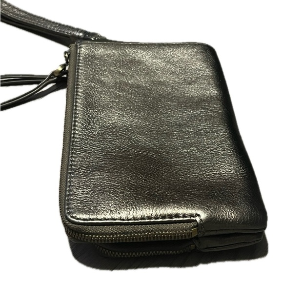 HOBO Dayton Wristlet Pebbled Metallic Leather Pewter - Picture 9 of 16